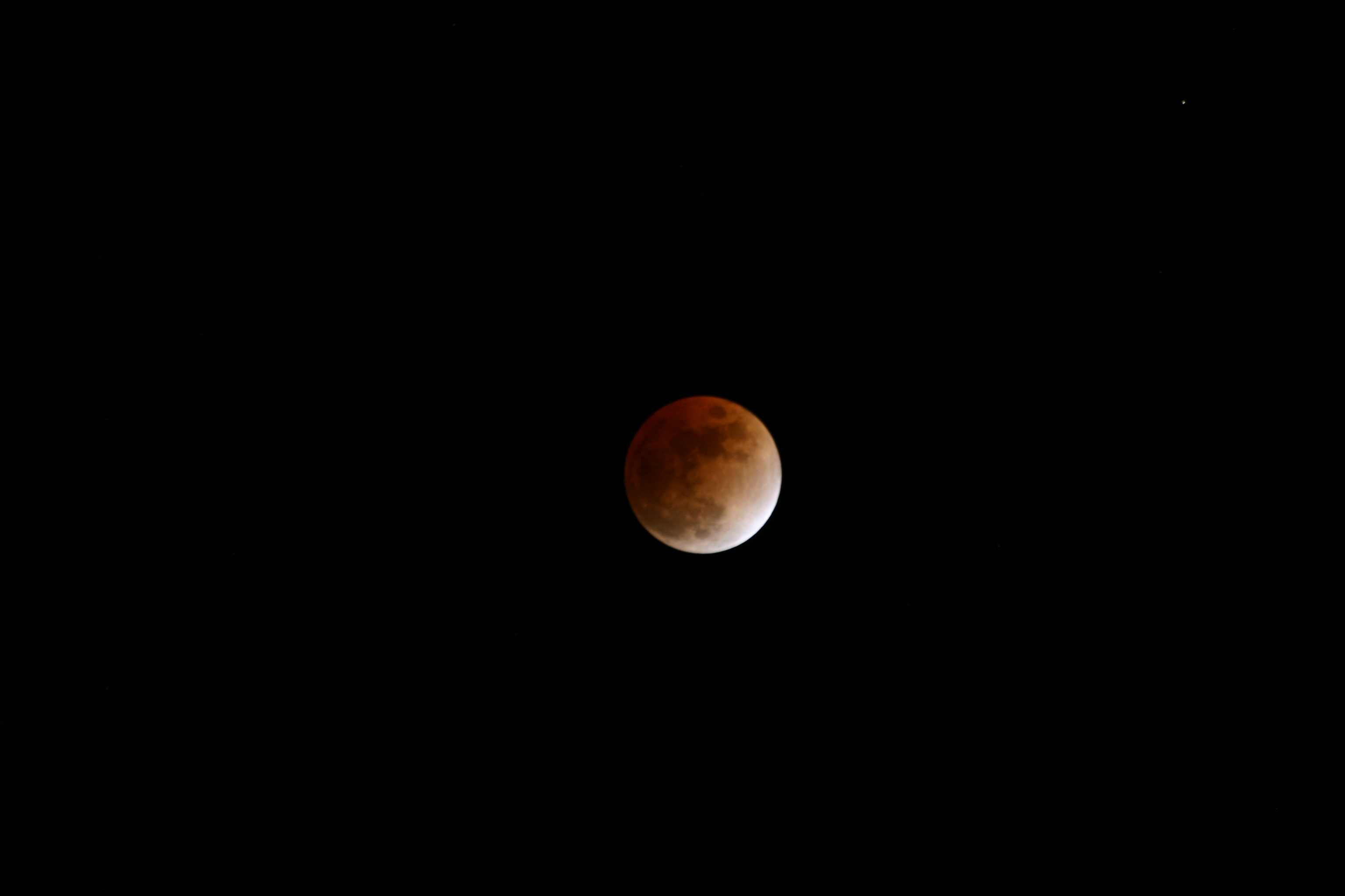 Total Lunar 
Eclipse